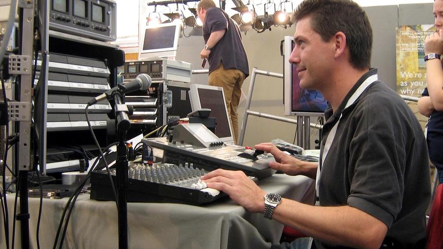 sound technicians