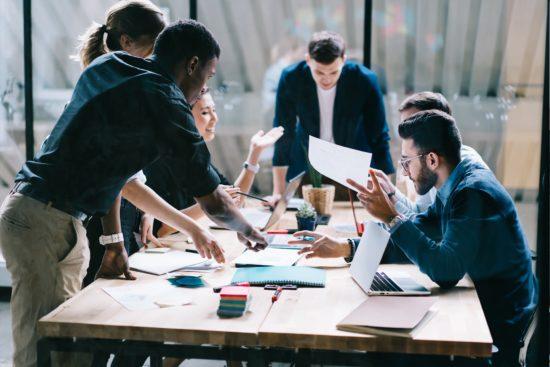 How to Answer “What Can You Bring to the Team?” (+ Tips and Examples)