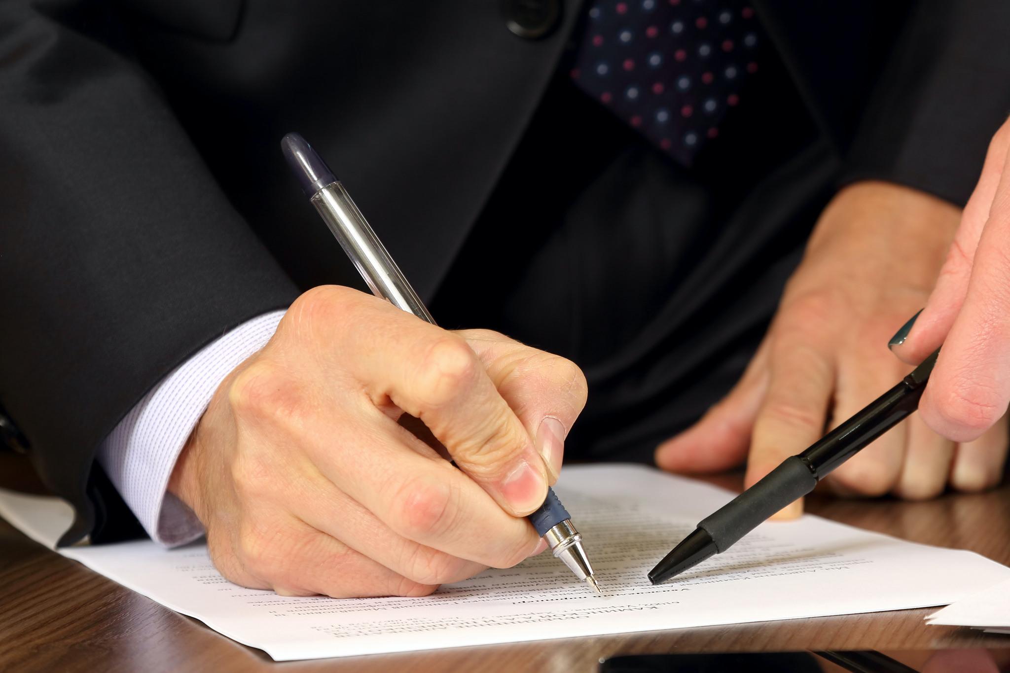 Contract Administrator Interview Questions & Answers | MyPerfectResume