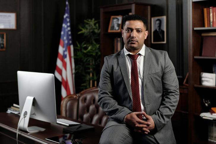 Person Transitioning From Federal To Private Sector Job